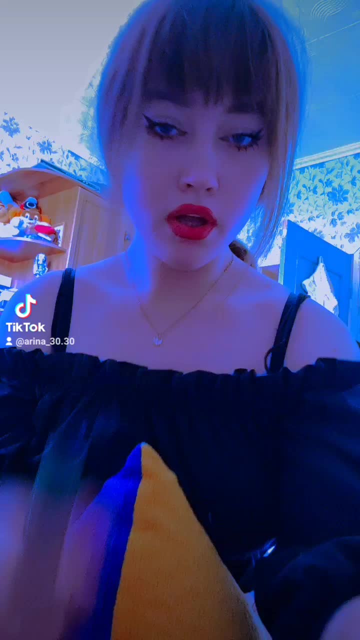 @Arina_3030