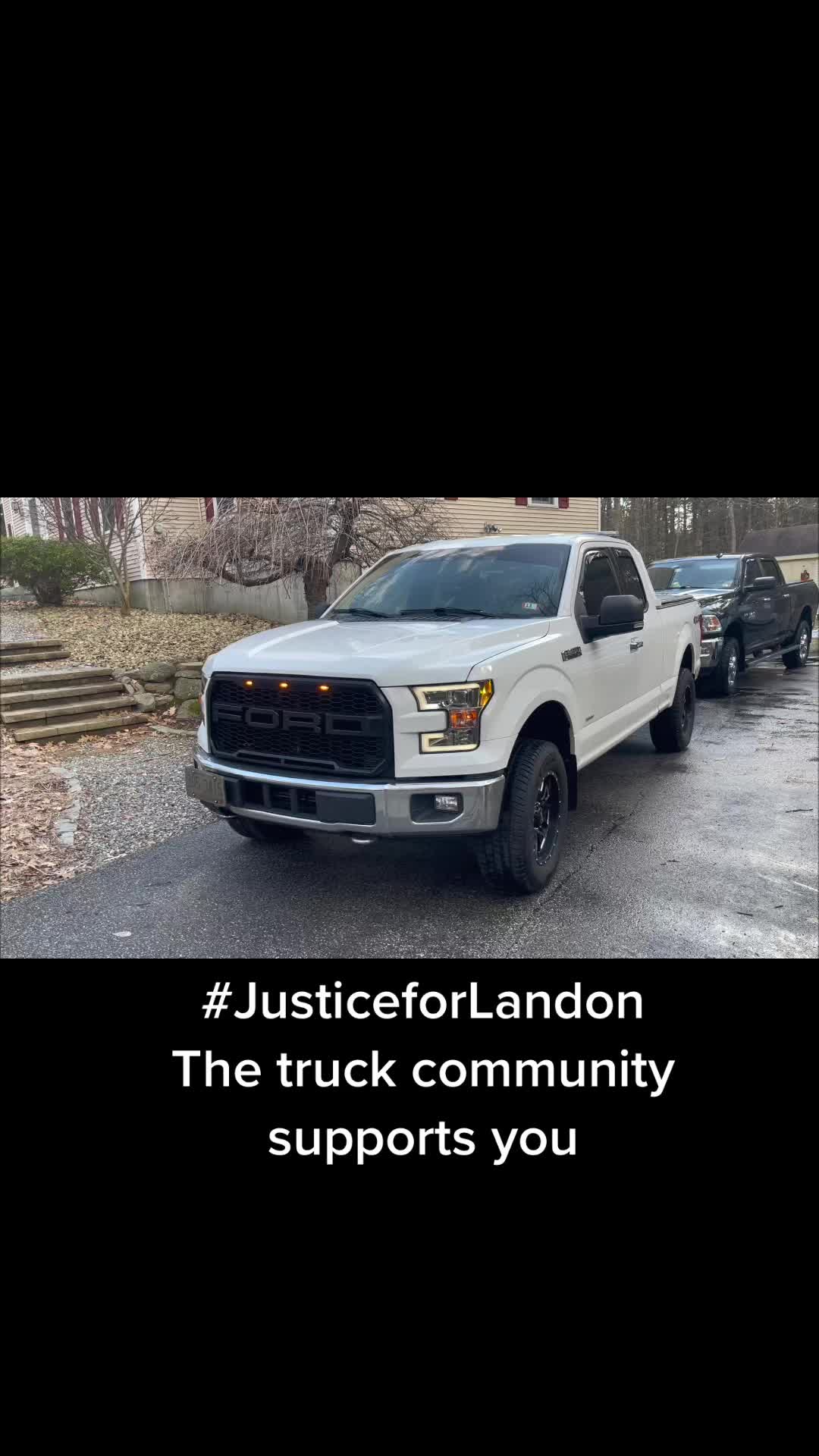 @2Twins_FromStock