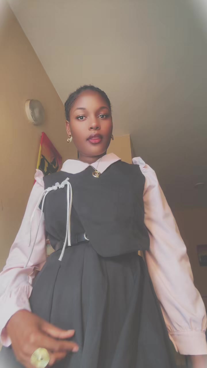 @🦋Small girl 🎀