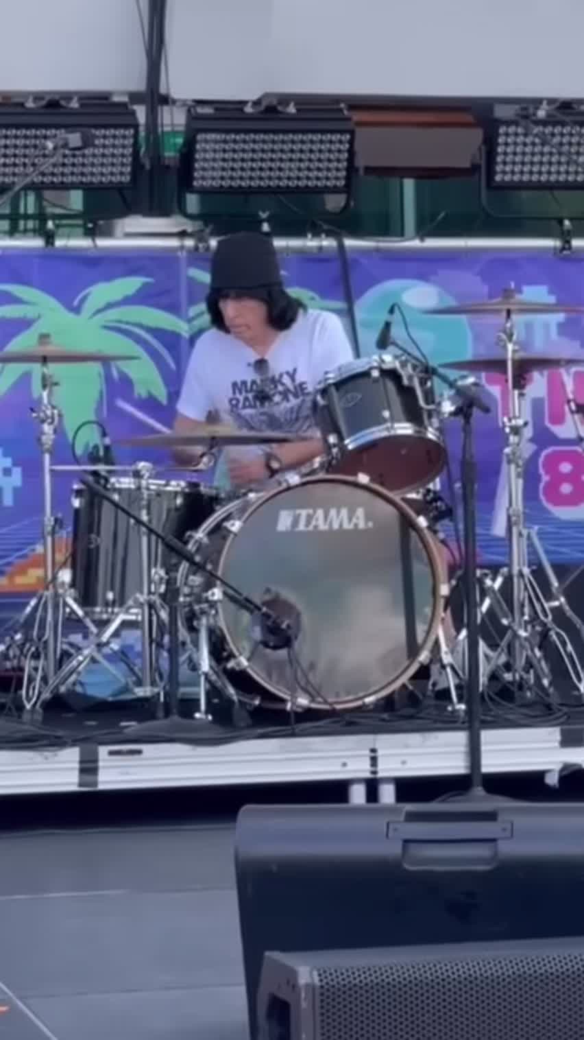 @Marky Ramone