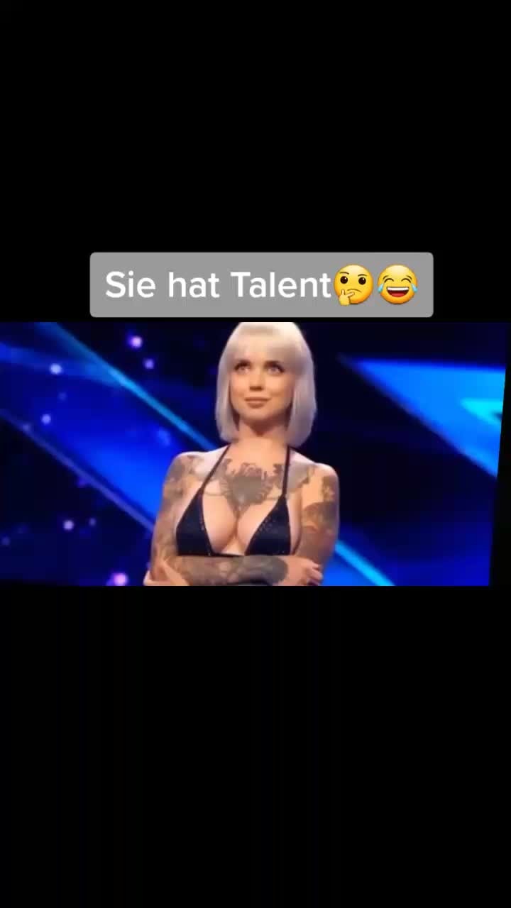 @nicht schauen folgen😾