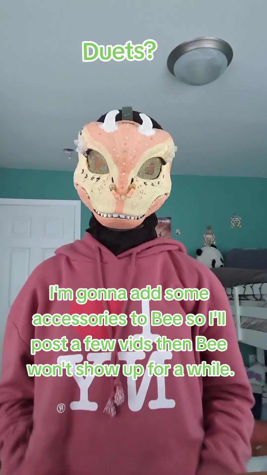@Bee._.floofs