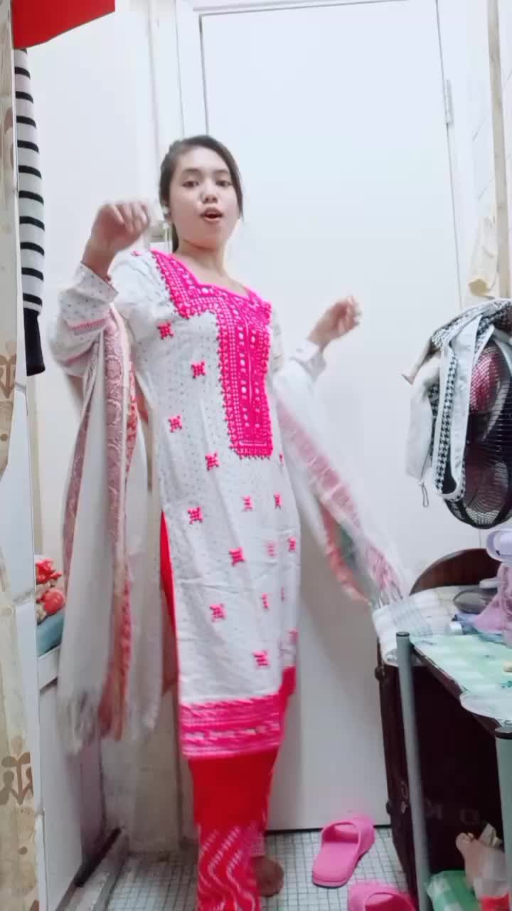 @ekha dewy