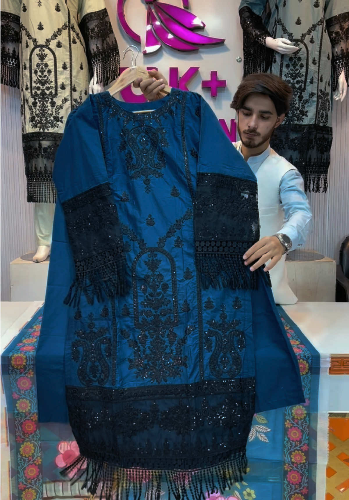 @UK+Fashion