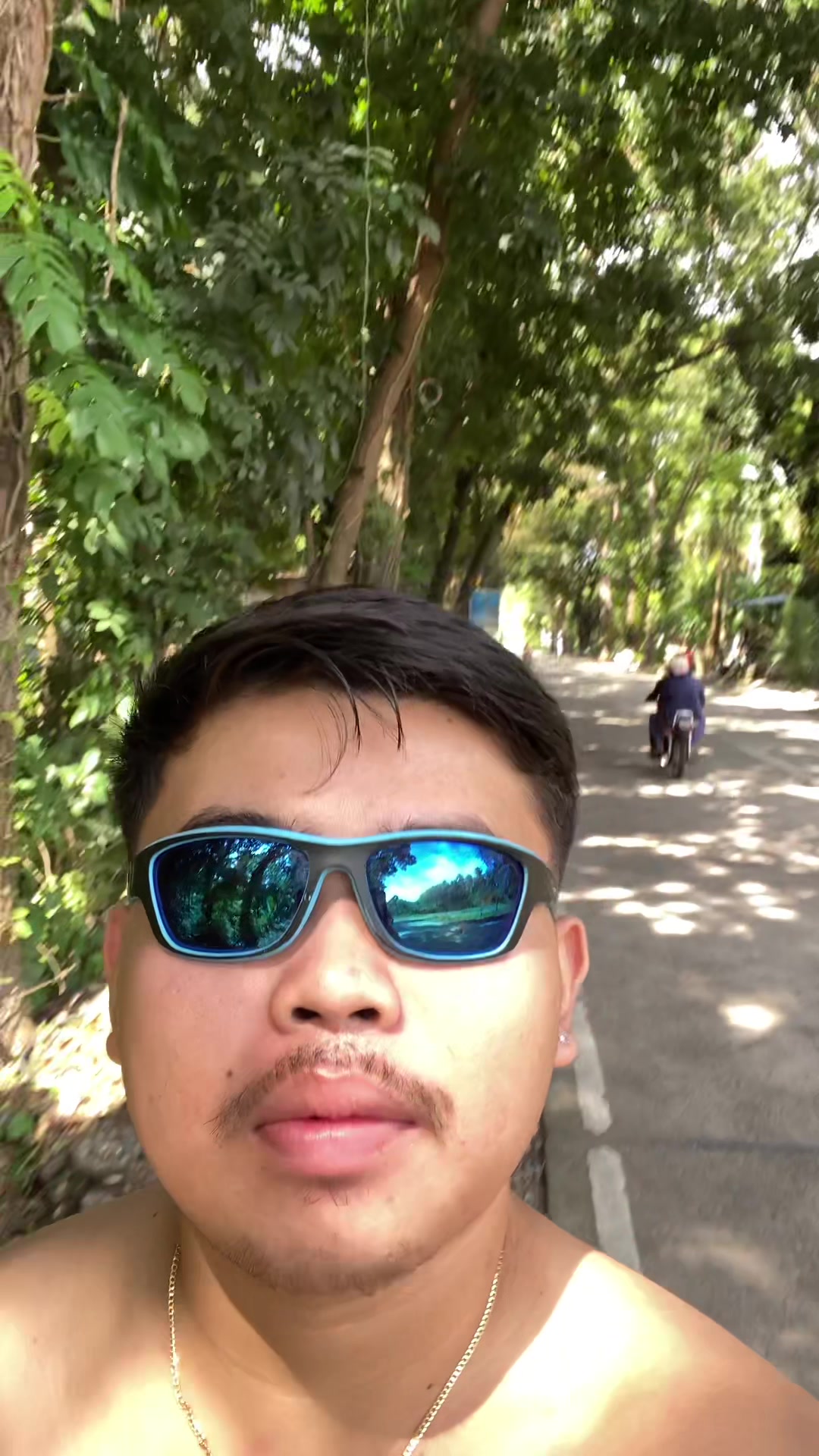 @BOOOO