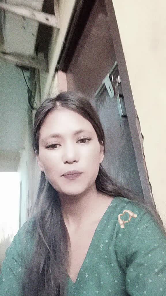 @स्वस्तिका 💫🤍