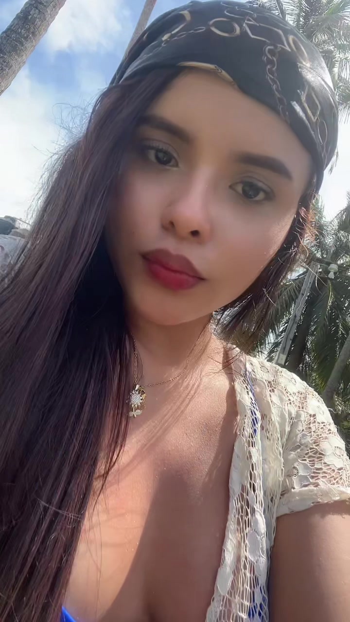 @melanienicole30