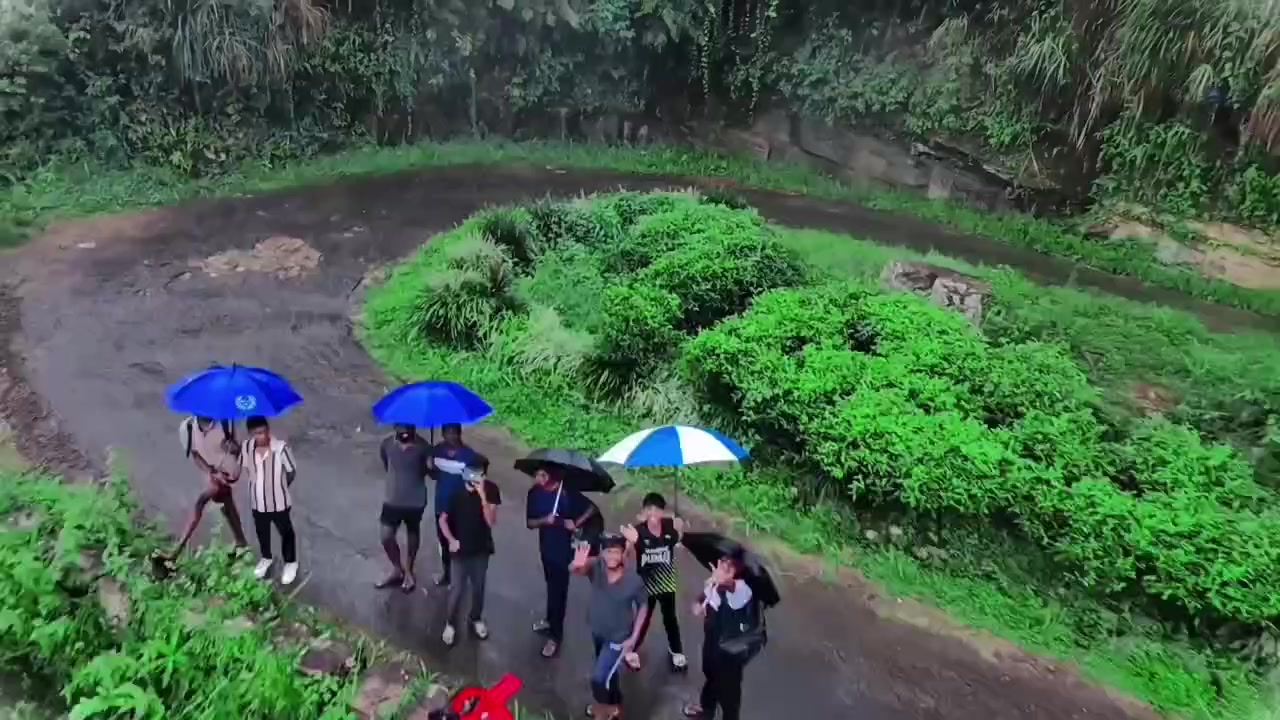 @𝘽𝓪𝓵𝓪♡...ᴇʏᴇs ᴋɪʟʟᴇʀ ૐ👀