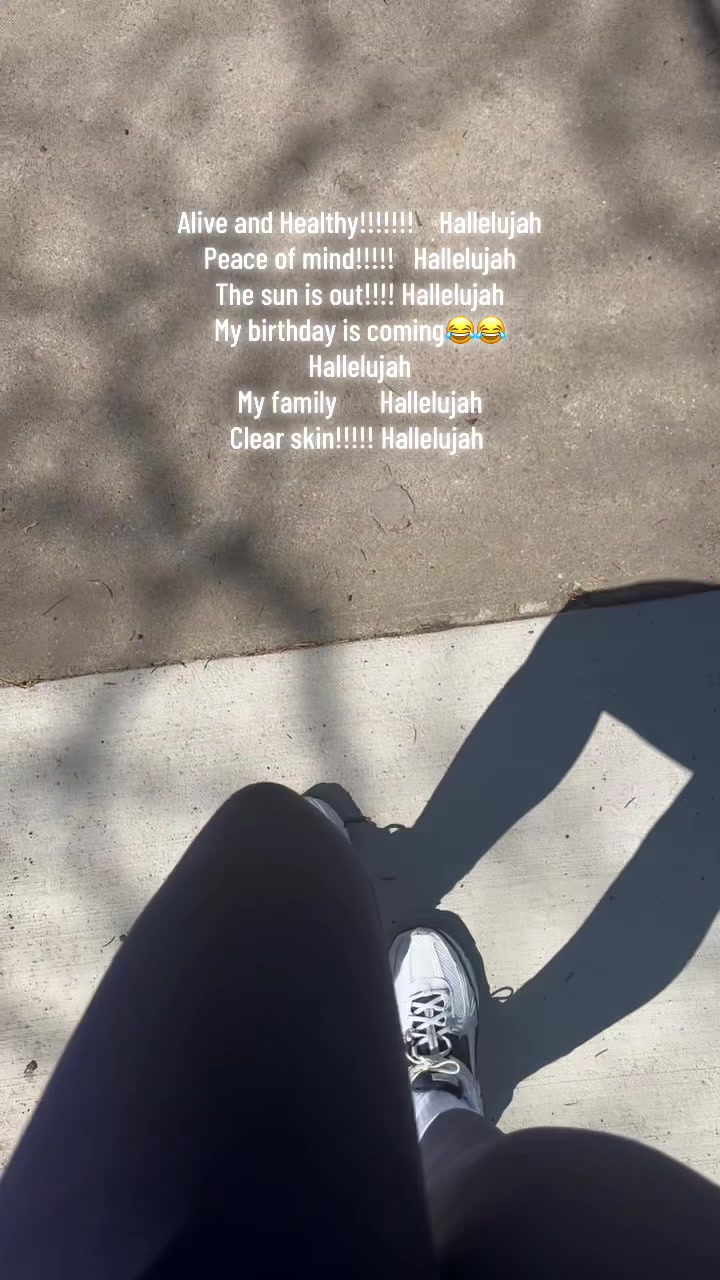 @Tosinmoe