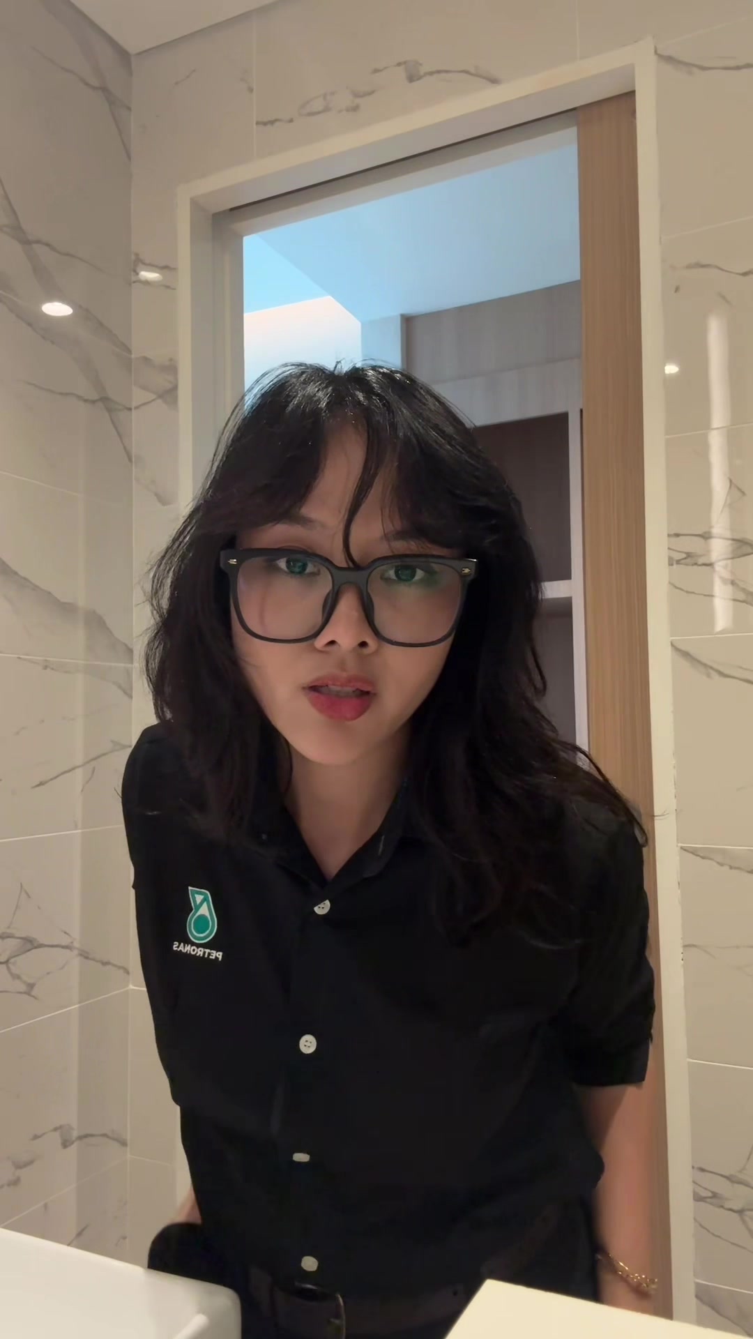 @athirahfarina