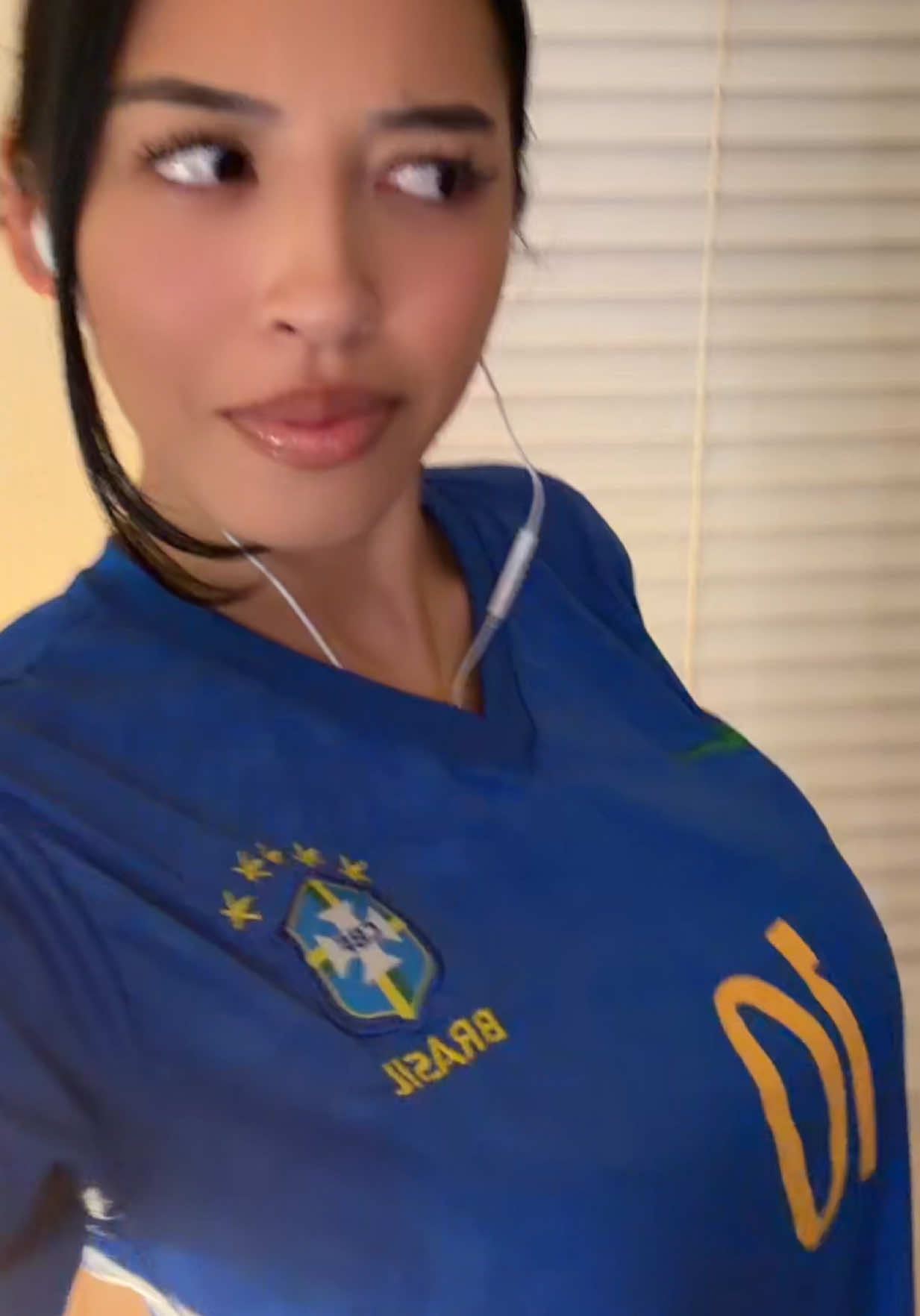 @Sirine ๐ฒ๐ฆ๐ป๐ณ