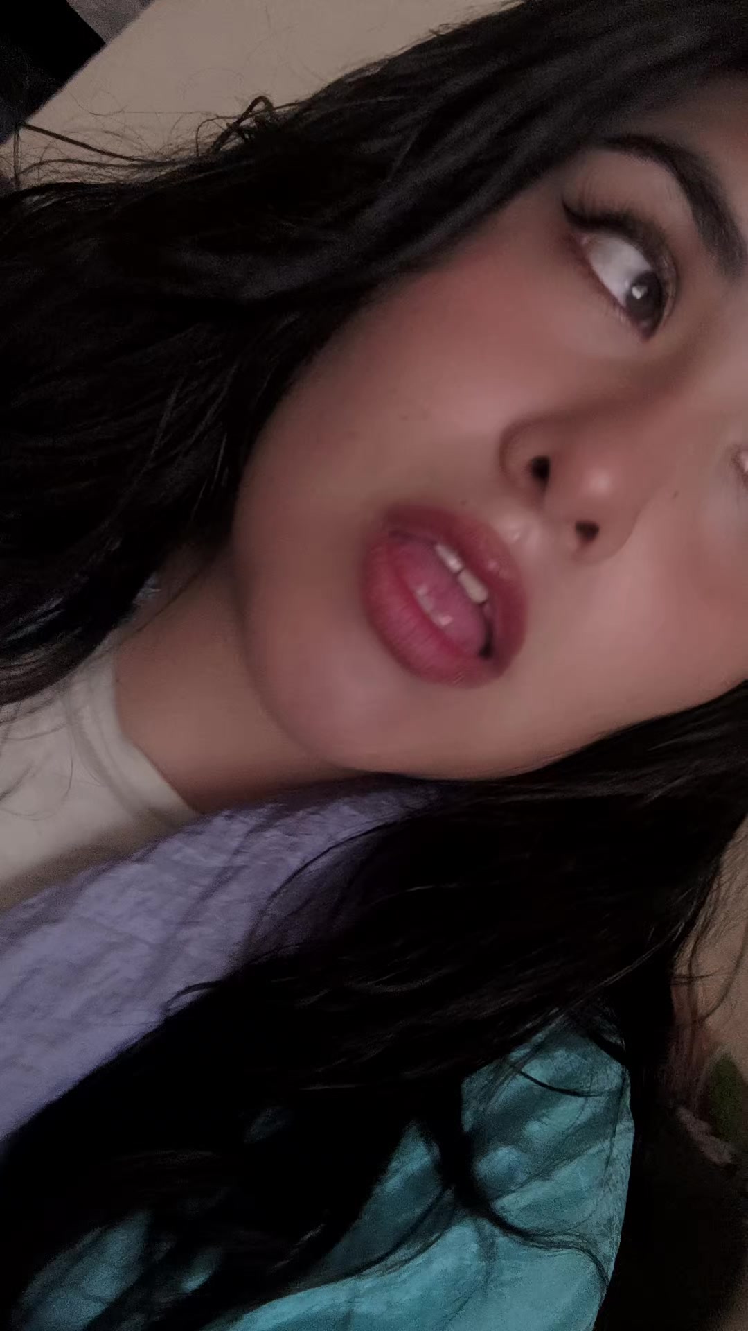 @JESSI WARA🌻