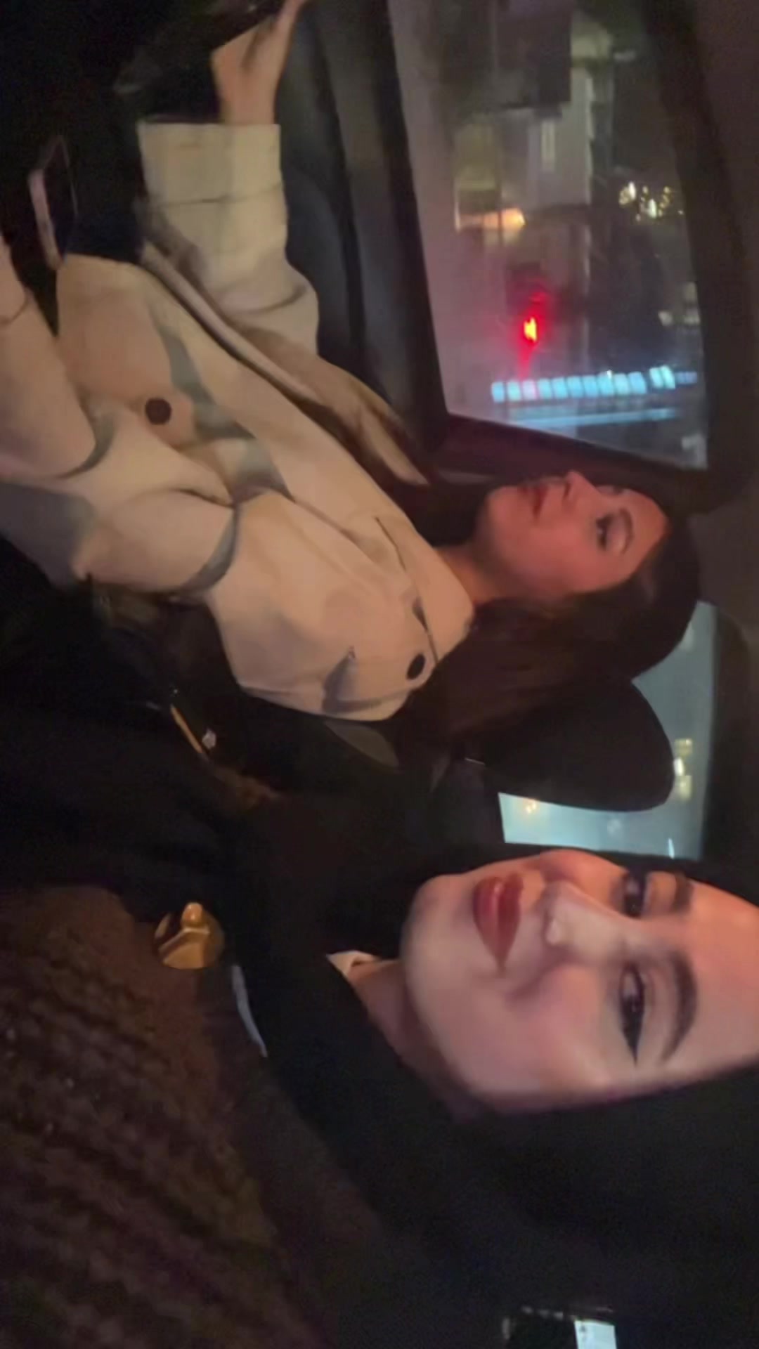 @e.svgnn