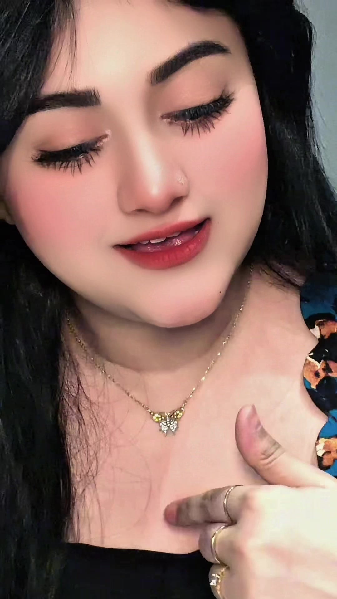 @Arooba