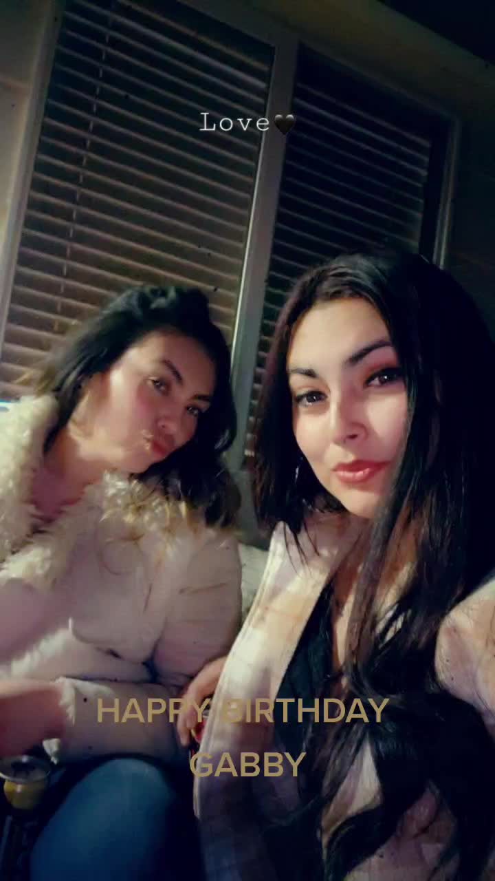 @Lolavargas310