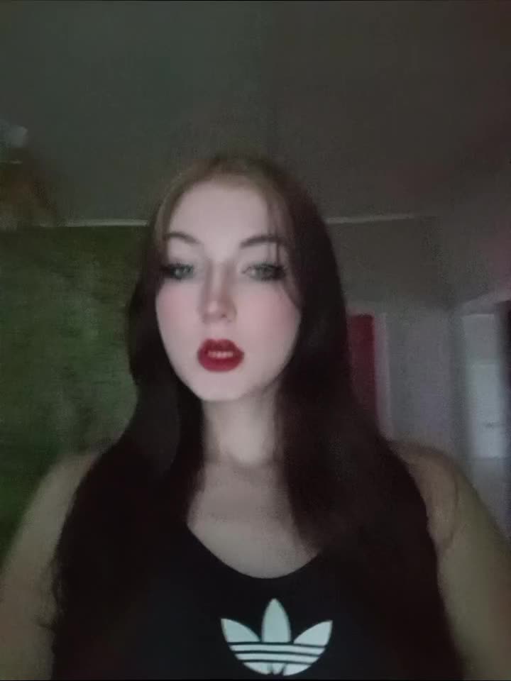@𝓥𝓲𝓴𝓪