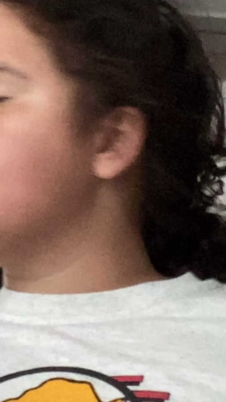 @Lily