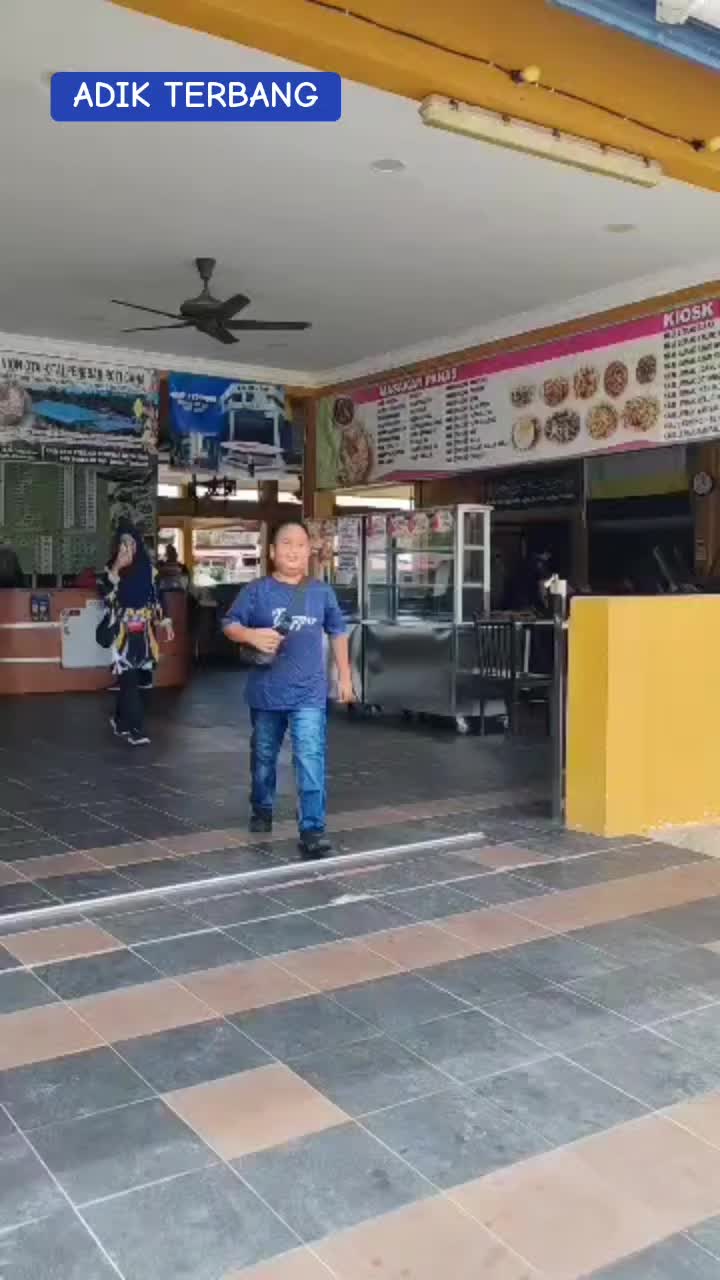 @Adik terbang