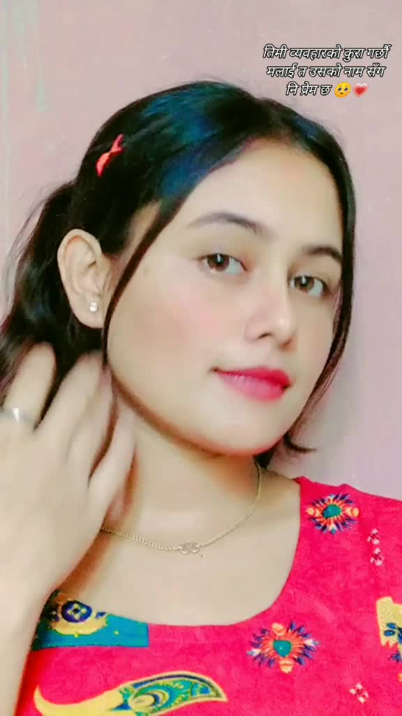 @Neeshaa_🎀