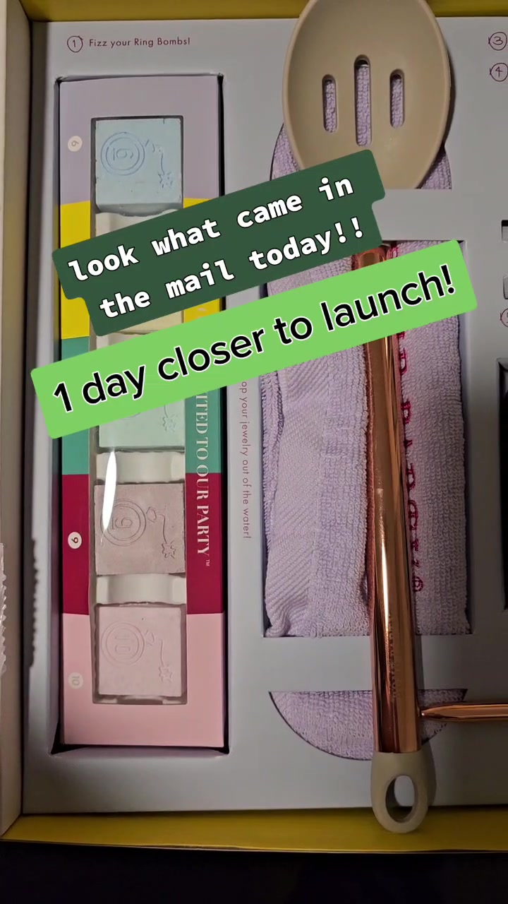 @sparkles.and.scales.fizz