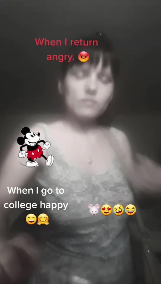 @🦁₳ĐɆⱠ₳🦁