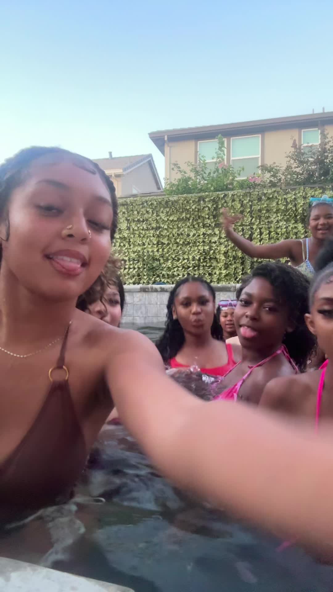@sativaadiva101
