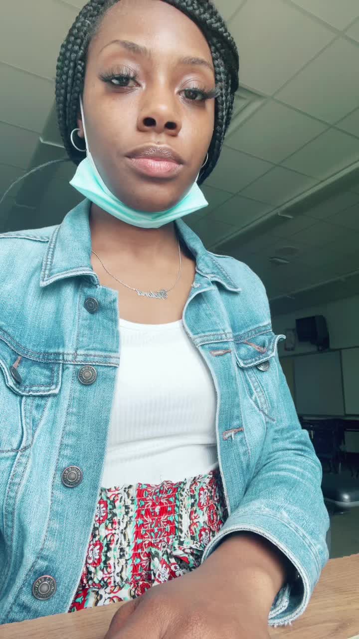 @ItsVickJ🌻
