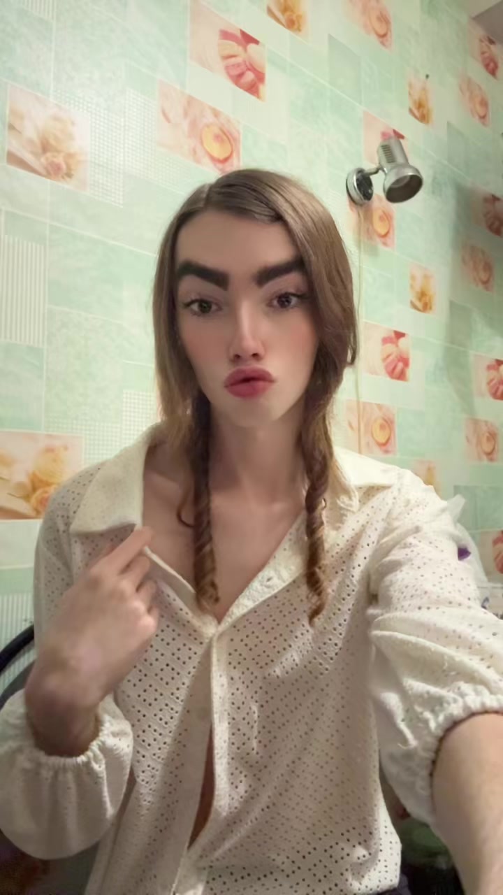 @R0manEmp1re