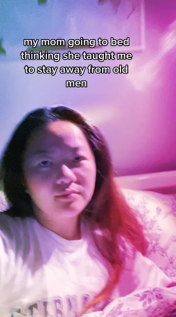 @mmeeeeshellll