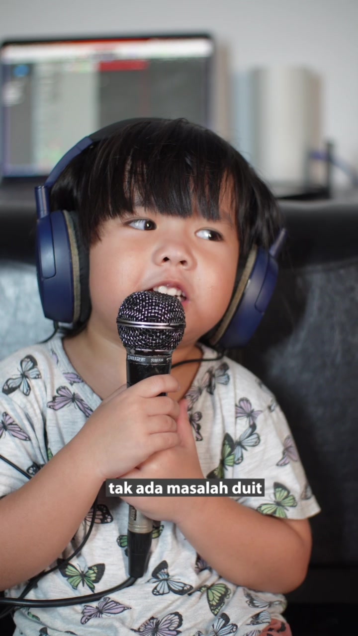 @Mika And Daddy