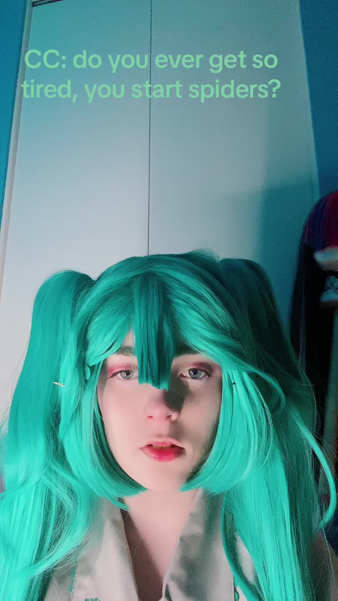 @kat <33