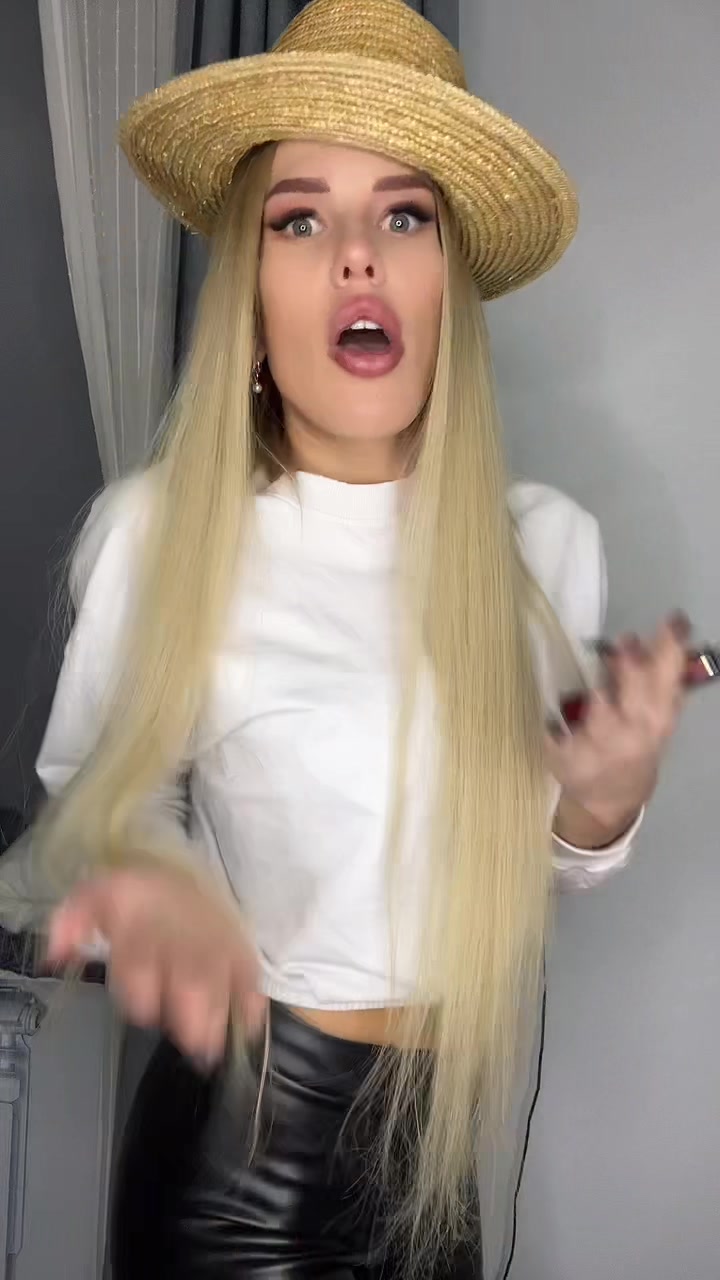 @Blonda757☝️