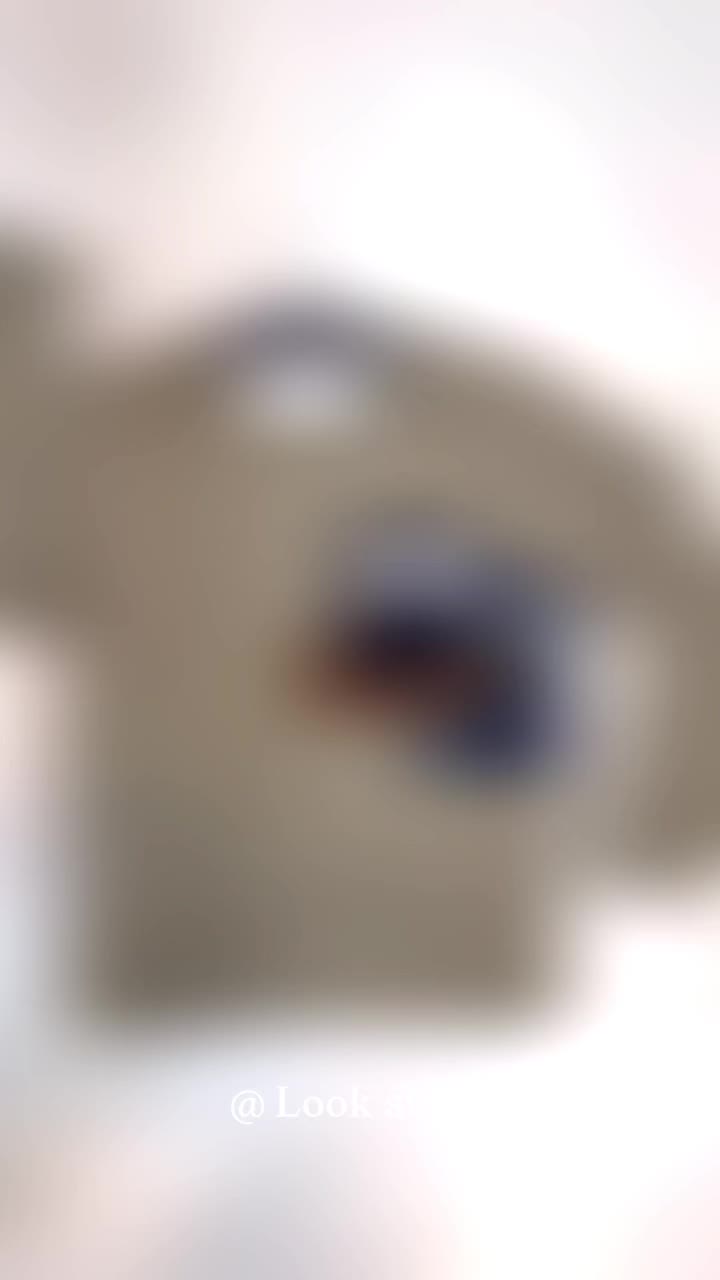 @L👀K_@_ME_👕👖🛍️