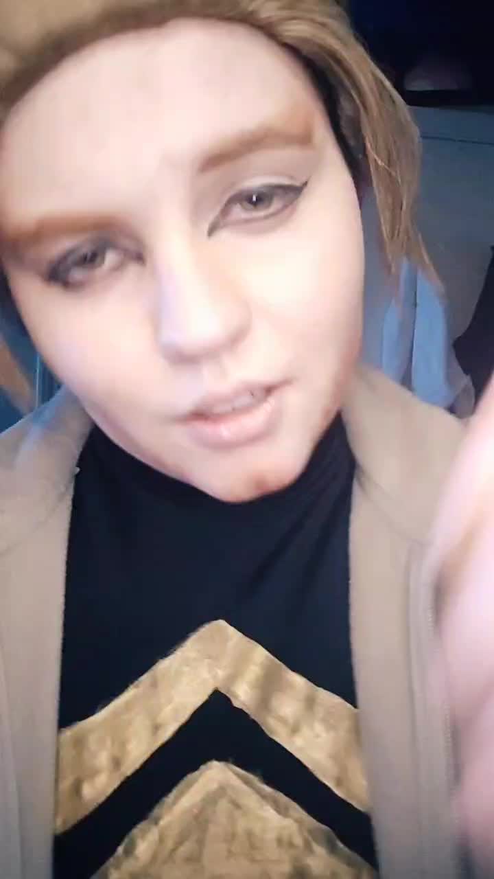 @Little Zombie Girl