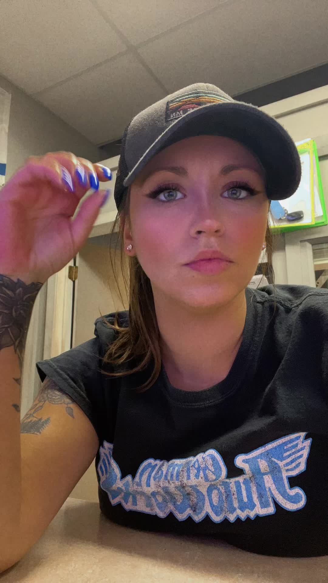 @jleighb700
