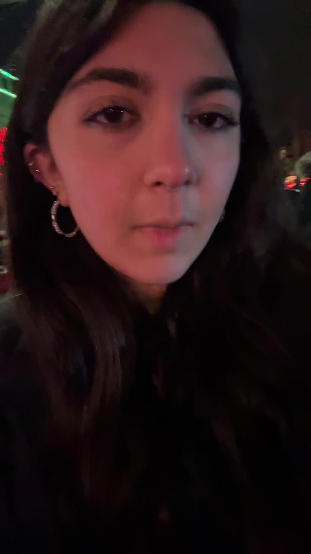 @Ava