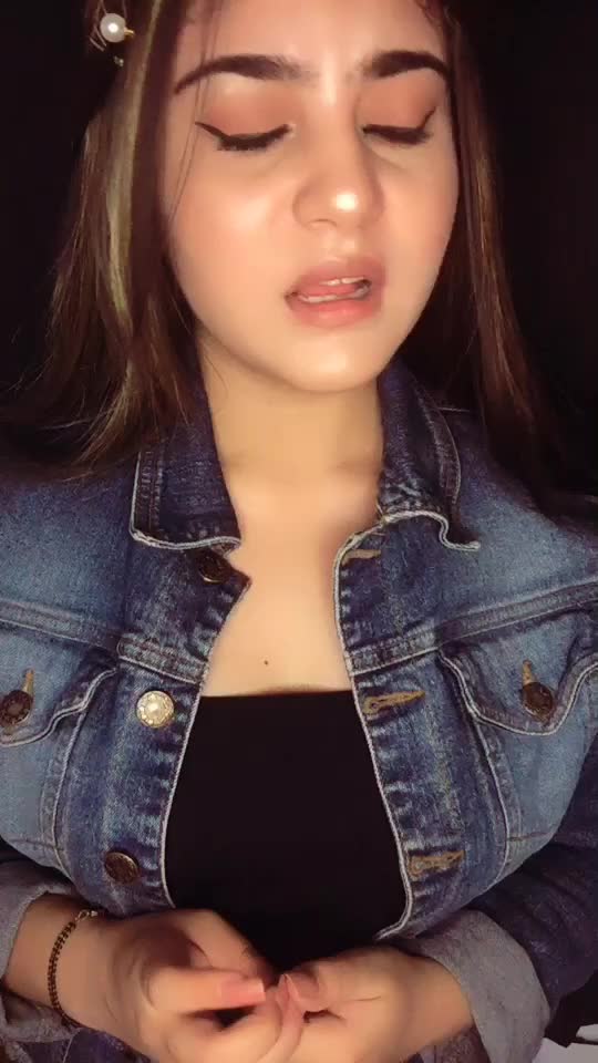 @🌸Himanshi🌸