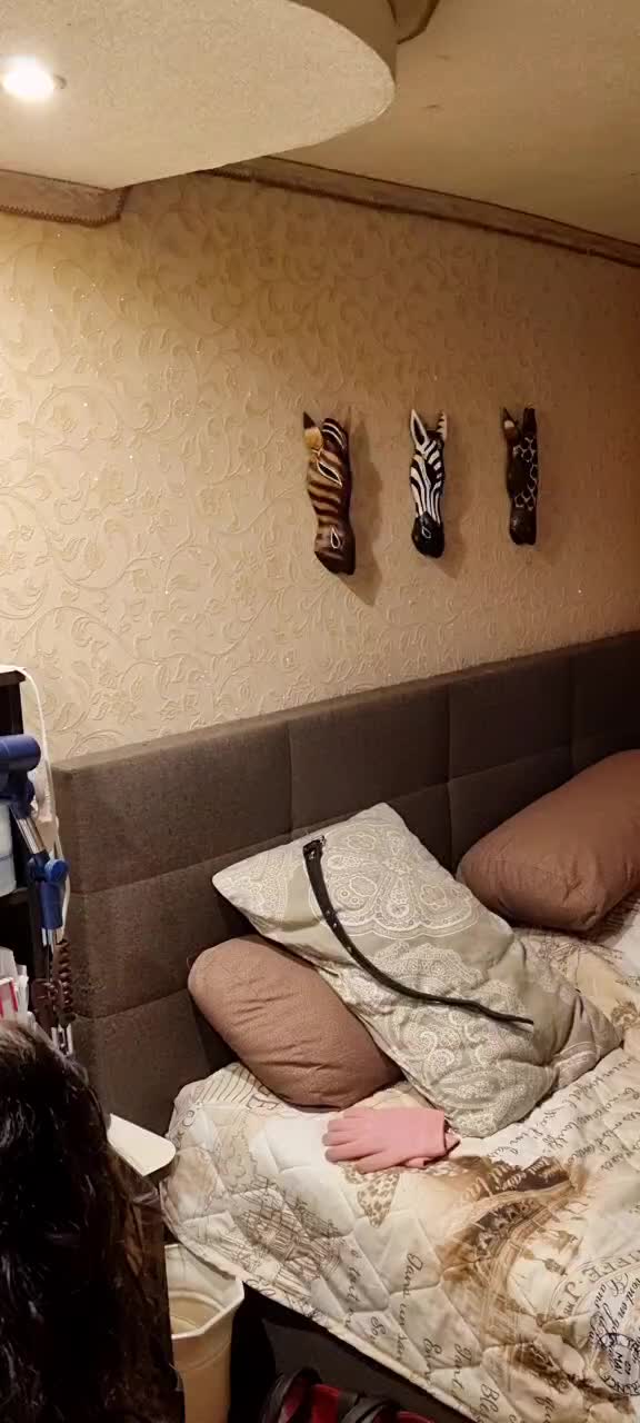 @🐕