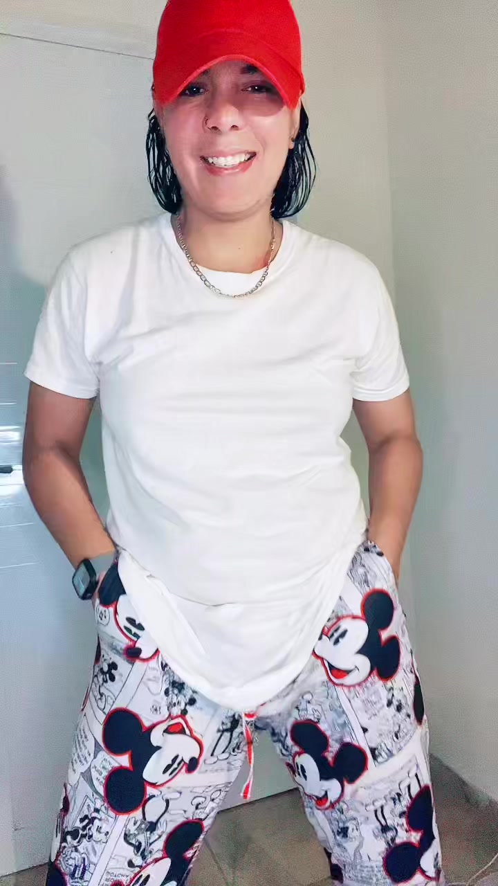 @🦦