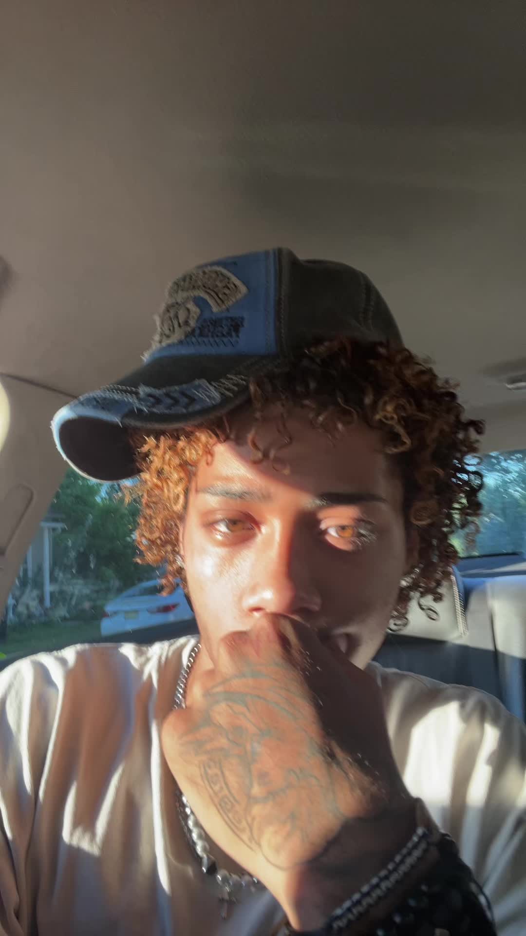 @idk✞ᵕ̈