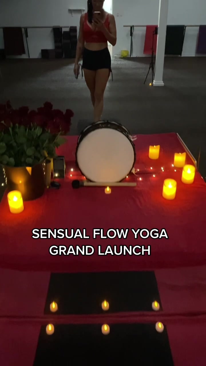 @sensual.flow.yoga
