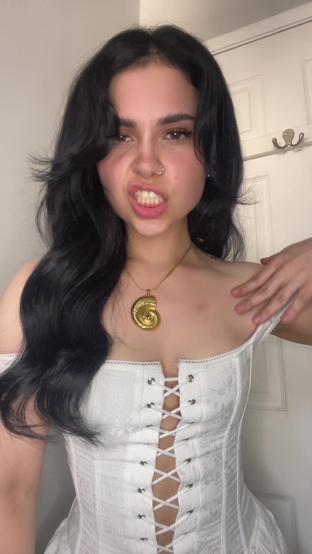 @Sophia🕷️