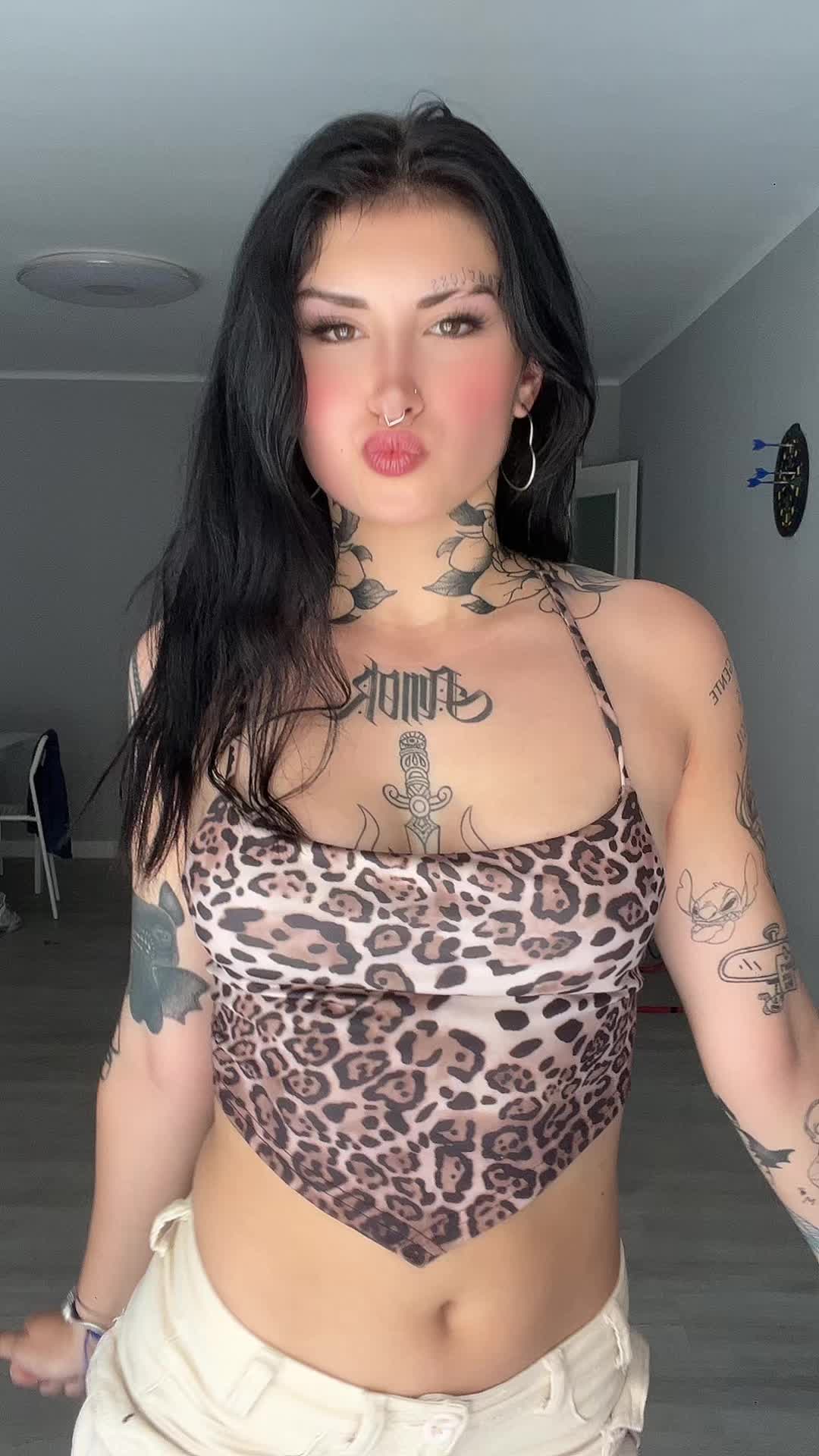 @lalylalia