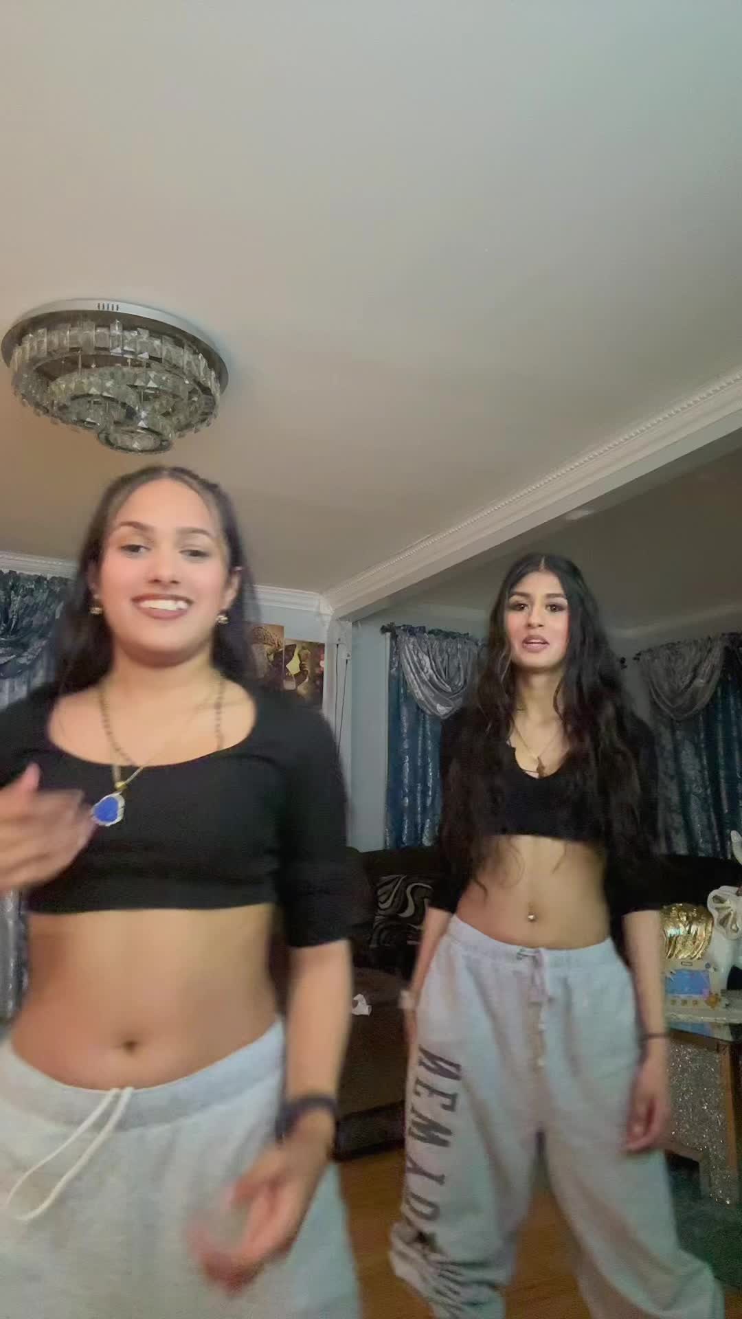 @Ash_✨🦋