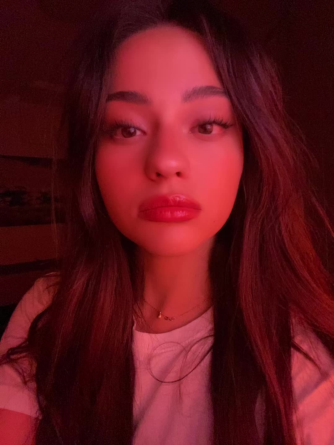 @bella