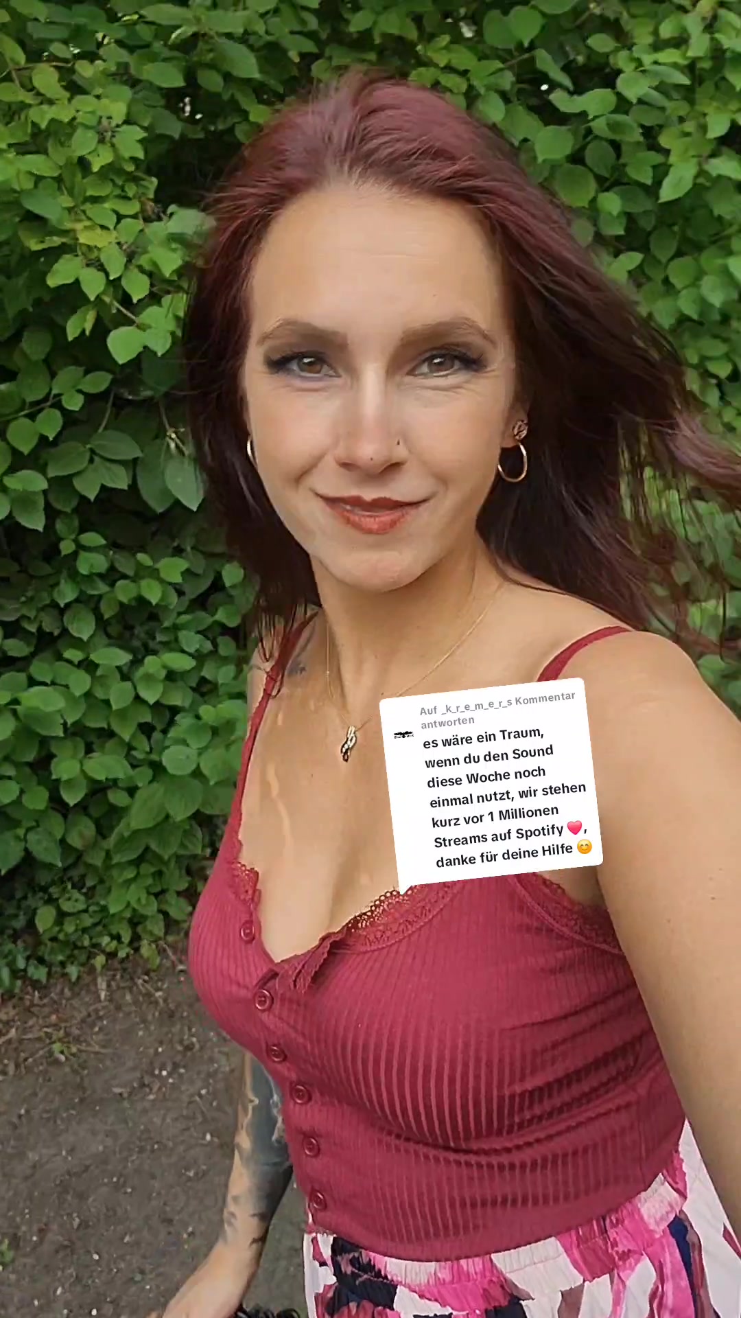 @Moni🦇