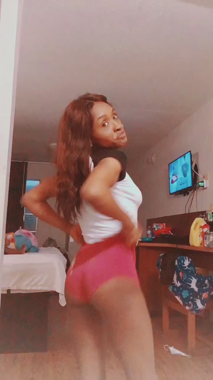 @Brenaagurlll