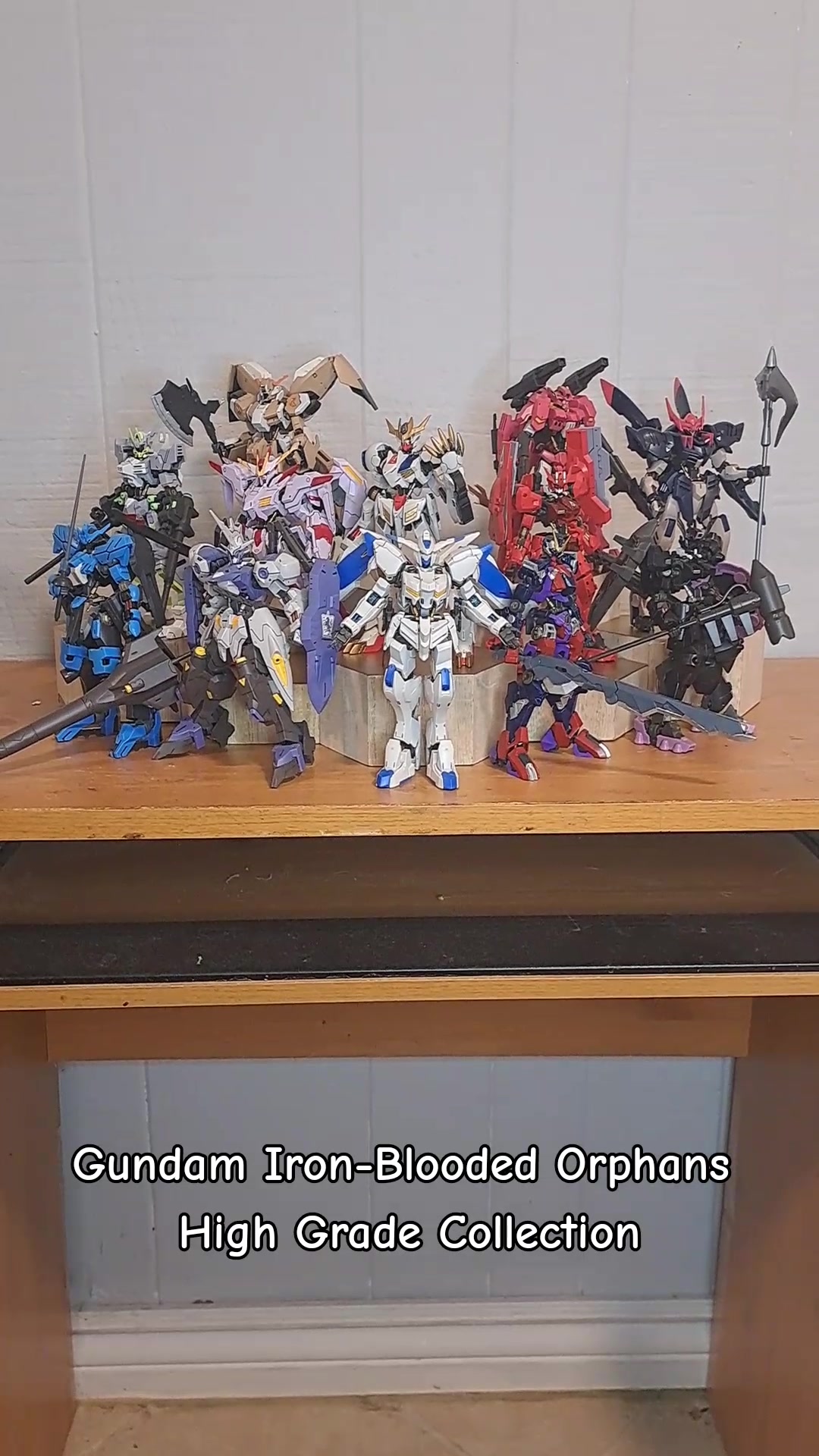 @Mecha Kaiju Red