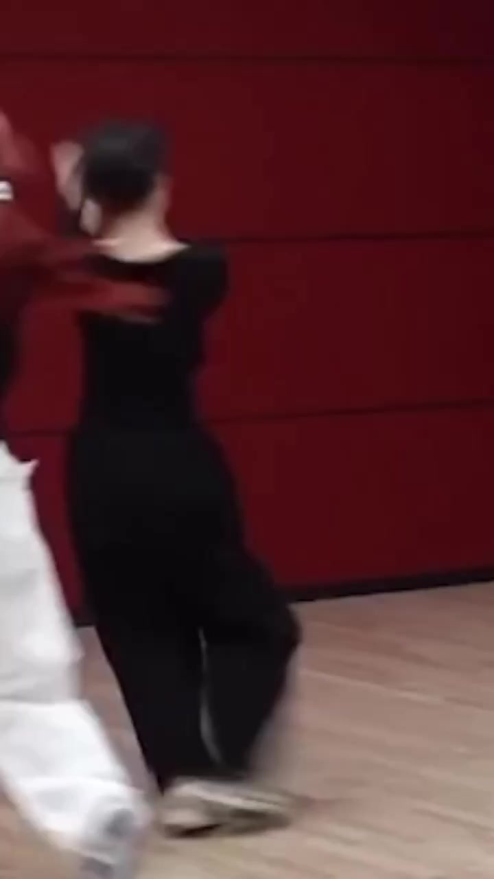 @RJ
