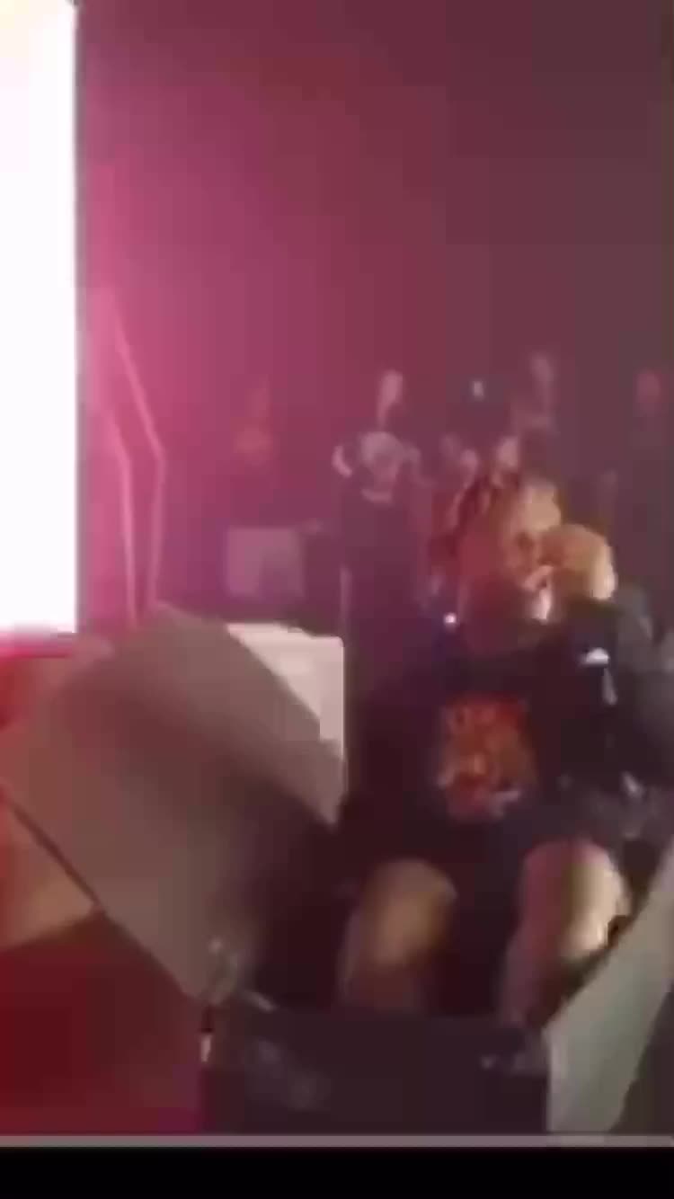 @999🕊